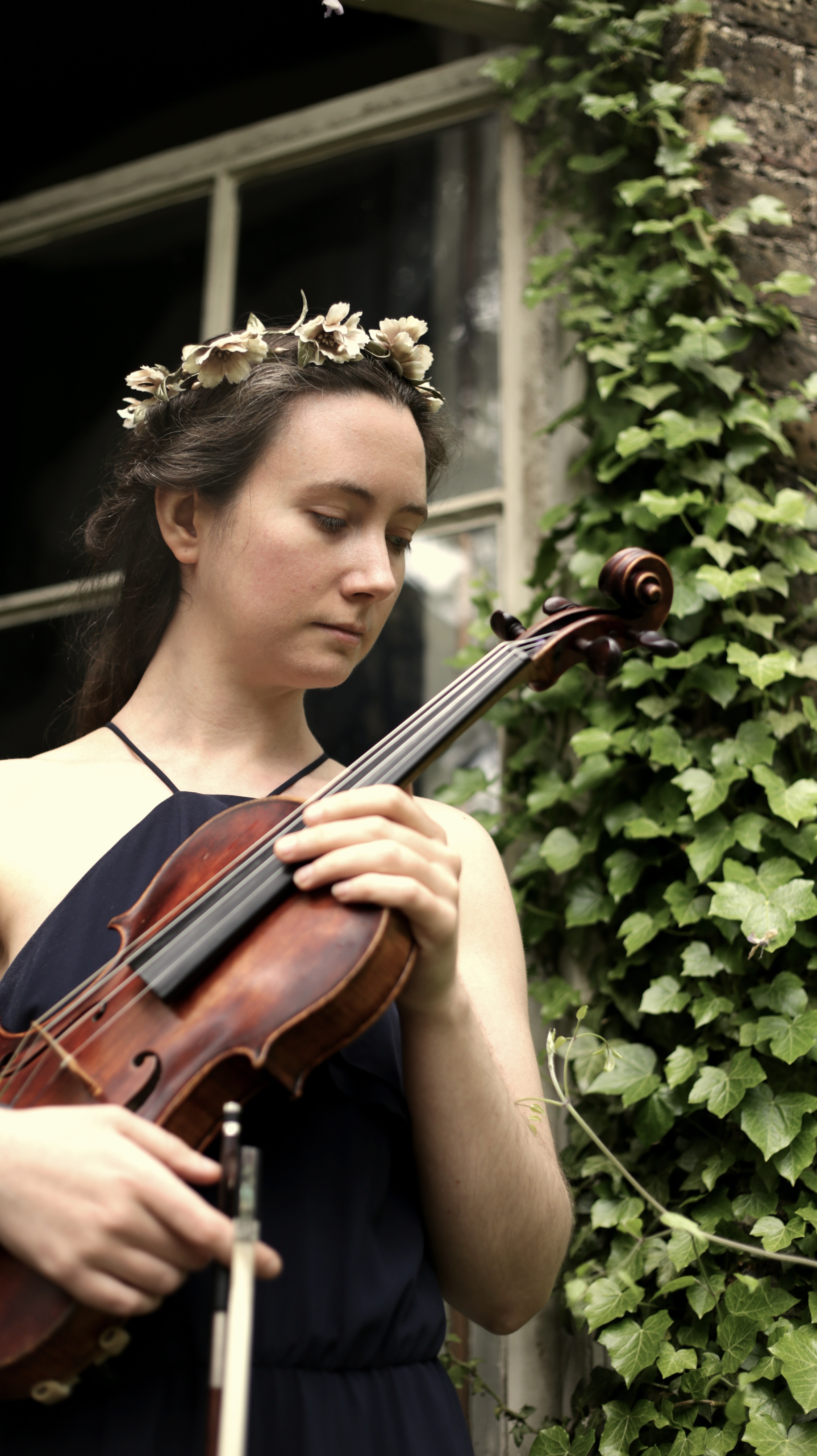 Folk Music at Southside House, London